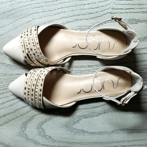 Sugar Shoes - Sugar- ivory rhinestone flats. Women's size 6